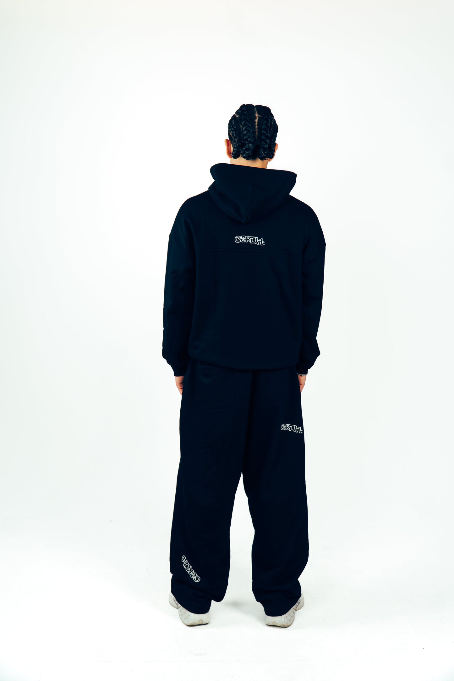 HWGT. HOODIE [BLACK]