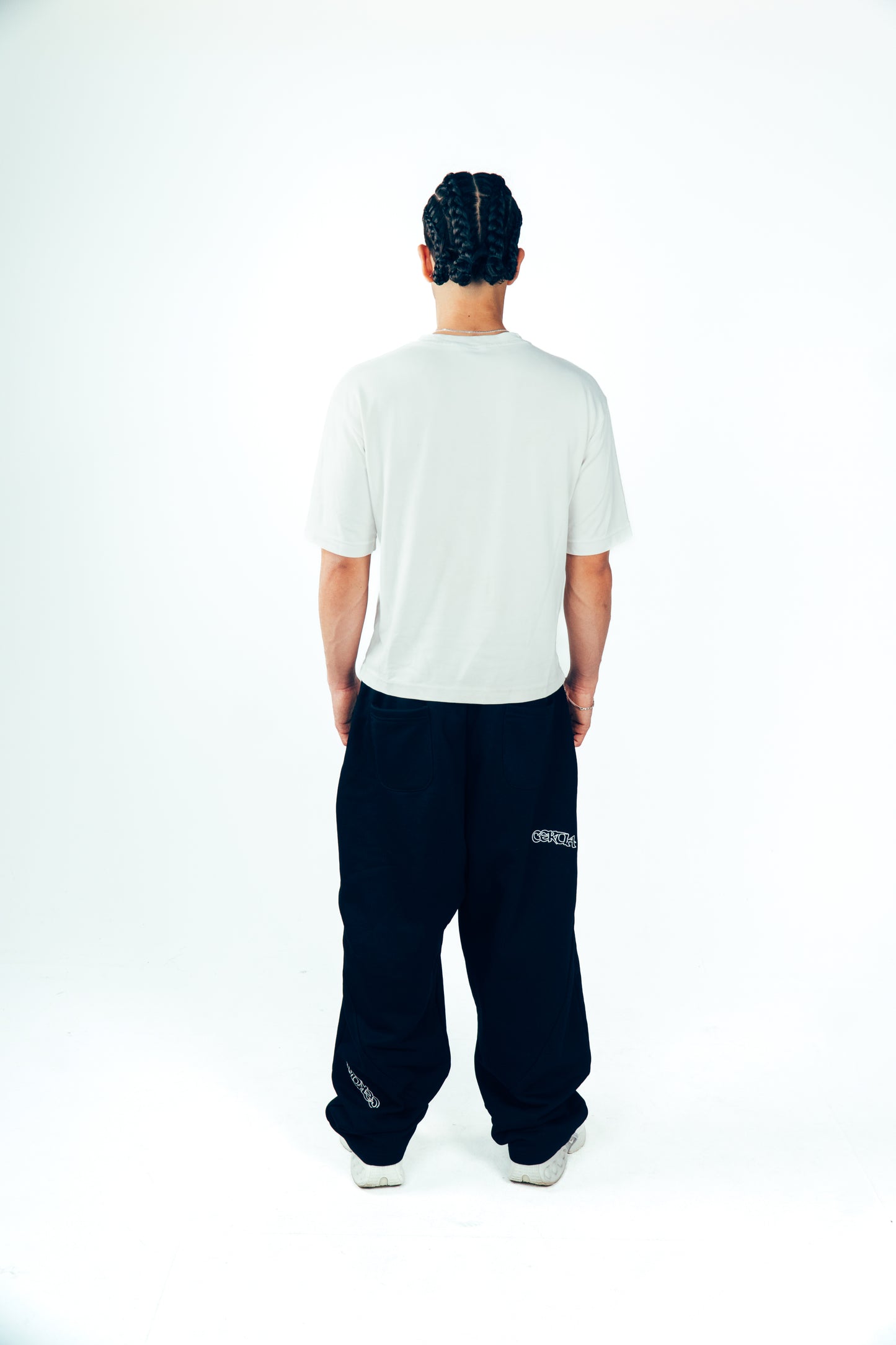 HWGT. SWEATS [BLACK]