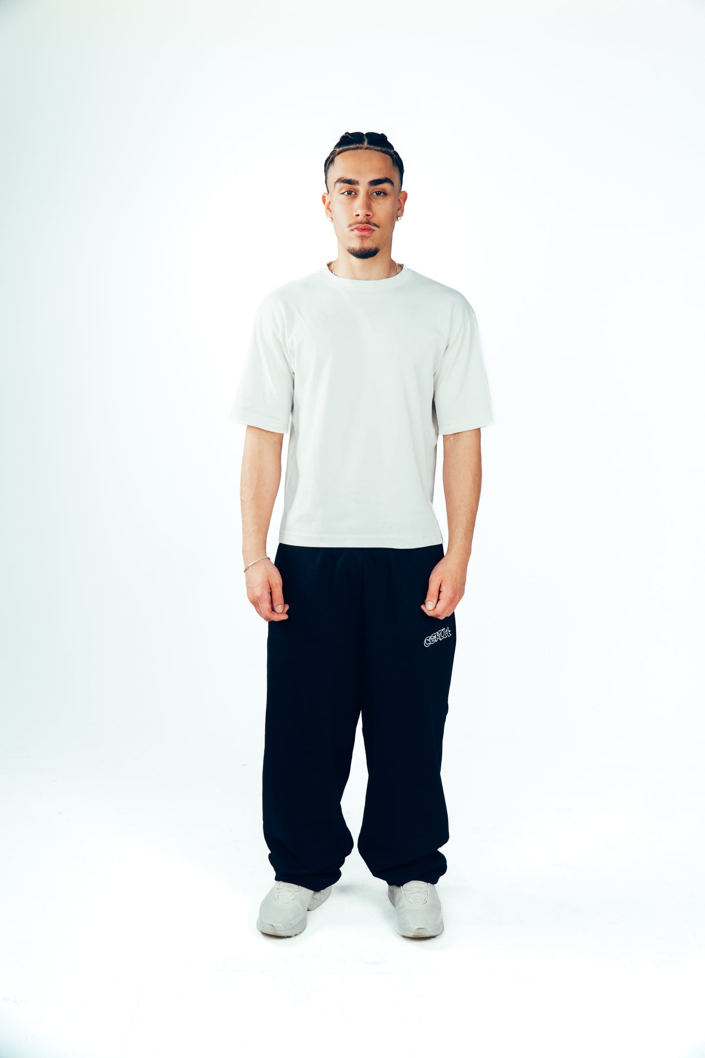 HWGT. SWEATS [BLACK]